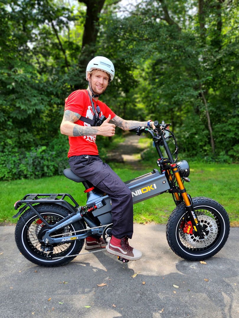 2025 Version A8 Pro Max 60V Dual Motor Ebike